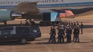 FULL VIDEO: President Bush's casket carefully moved into Special Air Mission 41
