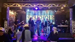 TTM DuO Maya cover by trio BTS @Rockin12 cafe & resto