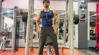 uncut upper chest workout on smith machine.