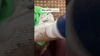 Brighten your kicks with Max White🌟👟 #MaxWhite #ShoeWhitening