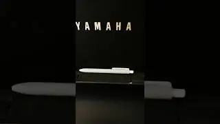 I know that you know this song! Bu şarkı bildiğini biliyorum! Я знаю, что ты знаешь эту музыку!