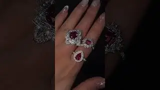 Dazzle your soulmate with a gift as unique as them 🌸💎 #ValentineGift #EngagementRings #LabGrownRings