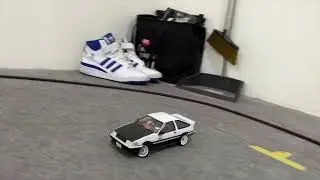 Drift Art + GL Racing GLD = GLDA Body : Aoshima 1/24 AE86 Levin