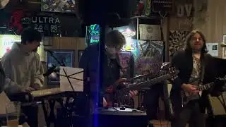 Eyes of the World 🌎 Be5D🌎Olde Village Pub🌎Middletown, NJ🌏01-23-2026
