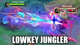 LOWKEY THE EASIEST JUNGLER BUT NOT A JUNGLER