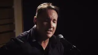 Johnny Spi | Guitar/Singer | Dubai #1 entertainment booking agency | 33 Music Group | Scott Sorensen