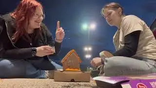 halloween cookie house