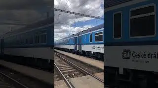 R888 ve stanici star&eacute; město u Uh #train#trainspotting #ceskedrahy
