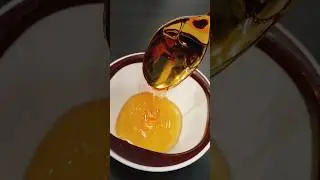 Kitchen Hack : Struggling with Honey sticking to the spoon ? Not anymore ! 🍯😉....#shorts #lifehacks