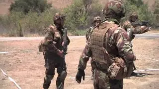 Marines Give New Zealanders House-to-House Combat Training