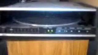 Dimensia front loading linear tracking record player