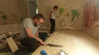 Andrasorterat plankgolv / furugolv i HippieHuset