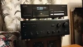 Усилитель Yamaha AX-750.Проигрыватель Pioneer PD-S801. Radiotechnika S-90F.