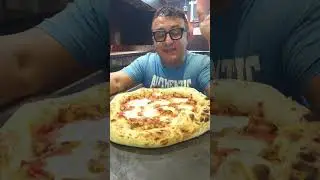 pizza con il sugo delle cozze