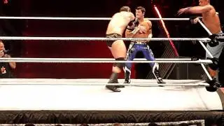 24.09.2010 - WWE, RAW Live Paris Bercy Cena -  Part 1