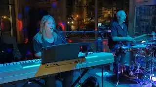 Rolling In The Deep by Adele, covered by Rachel Parsons