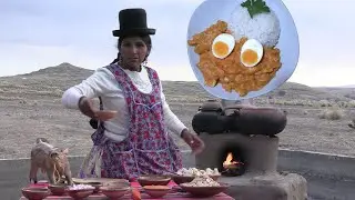 AJI de GALLINA o POLLO CASERO COCINANDO EN EL CAMPO AL AIRE LIBRE - CHOLITA JULIA