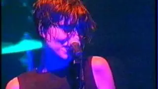 Elastica - Connection - Live at T in the Park 1995