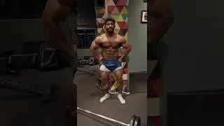 posing practice #motivation #goals #fitnessmotivation #shorts #viral #trending #gym #bodybuilding