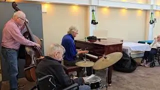 don mackay drums 96, men badger piano, rod bass