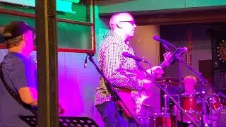 MarkHunterBiz at Gatsby's Columbus - Don't Think Twice, It's Alright