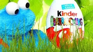 Surprise Eggs with COOKIE MONSTER | SweetsAndCandy
