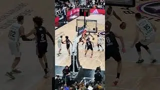Lonnie Walker IV 2 points after a nice possession by Kauna !