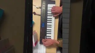 Yamaha Reface DX Tutorial - Robert Chavez