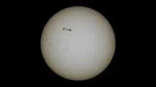 ☀️ Sunspots today! Region 4366.