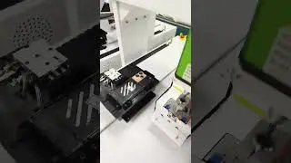 Folding screen mobile phone screw assembly machine, automatic screwing robot, auto screw driving