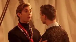 Samuel Barnett in Vicious &ndash; season 2 episode 5
