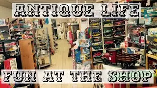 Creating Booths, Pricing Toys & Ranting! Another Day In The Life Of A Shop Owner! ~ Antique Life