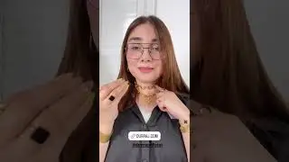 Nishoo Khan reviewing her latest purchase from durraj jewellery