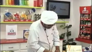 NIÑO ENVUELTO