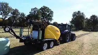 🎬 T6.180 Dynamic Command Blue Power attelé à la presse enrubanneuse Roll Baler 125 Combi 💪!🔵🟡
