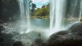 Doğa ile 1 Dk | Şelale #shorts#youtubeshorts#keşfet#viral#nature#waterfall#şelale#relax#asmr#huzur