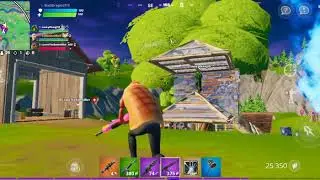 #FORTNITE the best match ever wow😘😘😘Thanks to My 10 yr old son he sweat it out🤣😏😏😏