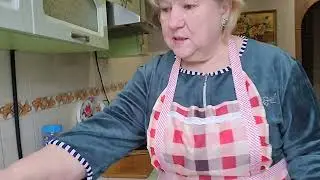 Приготовила наггетсы из магазина. Суп с фрикадельками.