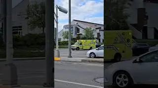 Coop&eacute;rative des Techniciens Ambulanciers du Qu&eacute;bec (CTAQ) Ambulance 3657 Responding