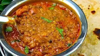 Kolhapuri green gram garlic dal recipe#venkatesbat greengram curry#urapakkam samayal#greengramrecipe