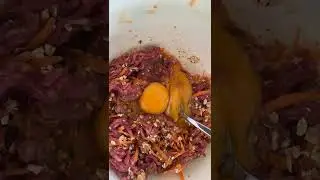 300 g rundergehakt = 600 g hamburger | MIX VOOR HAMBURGER