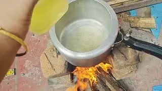 Gobi Bhaat on Chulha | Pure Desi Khana #GobiBhaat#ChulhaCooking#DesiFood#TraditionalCooking