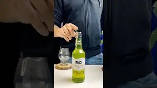 Rio Spritzer Lemon & Passion Review - A refreshing Fizzy Wine Cooler #review #fizzydrink #shorts