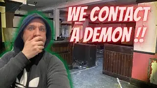 (INSANE EVIDENCE OF THE PARANORMAL CAUGHT ON VIDEO) Ghost hunting in abandoned pub !!