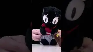 Kuro Plays With Cat Toy to the Beat of Ievan Polkka! 🎶😺
