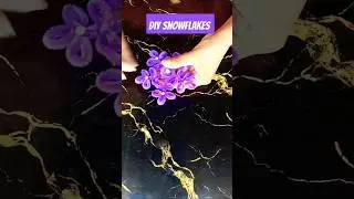 easy DIY Snowflakes Christmas decoration ideas #christmas #christmasdecorations #diy #christmastree