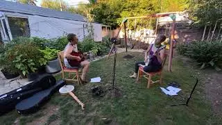 Leela Grace plays Bascom Lamar Lunsford's Sundown for Get Up in the Cool