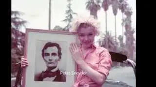 Marilyn Monroe - Posing With Abraham Lincoln 1954