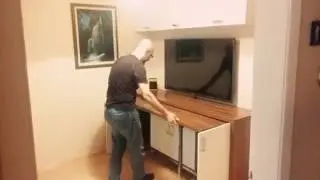 K&uuml;&ccedil;&uuml;k Alanlar İ&ccedil;in Yemek Masası Ve TV &Uuml;nitesi