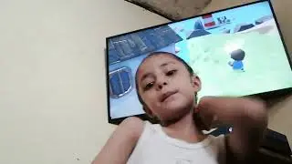 Jugando con mi hermana plastilina y luchitas